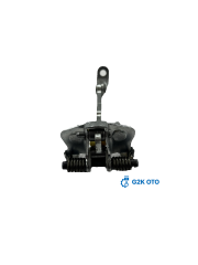 ÖN KAPI GERGİSİ – RENAULT MEGANE 1 – OEM 7700827427