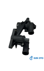 TERMOSTAT (83–87°C) KOMPLE / MÜŞÜRLÜ 1.4 TSI GOLF – JETTA – PASSAT – TIGUAN | OEM: 03C121111H – 03C121111AF